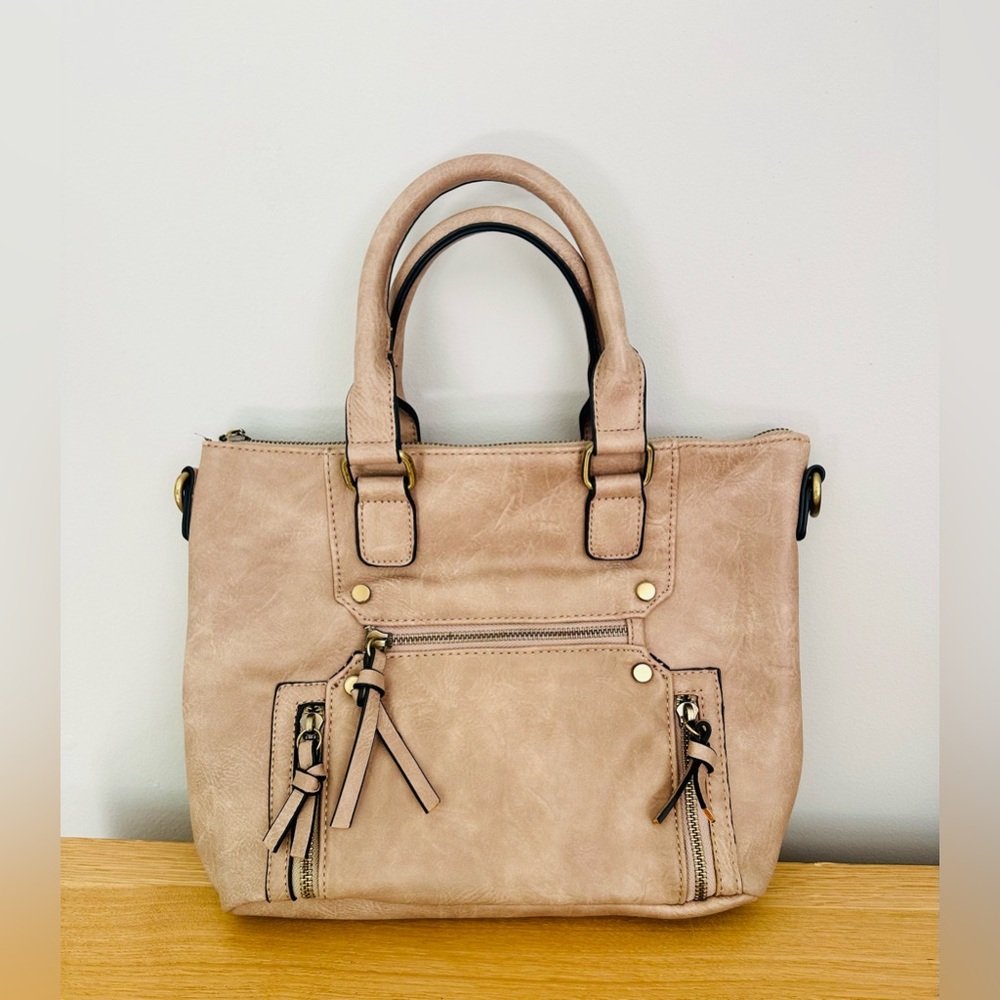 Light cream handbag